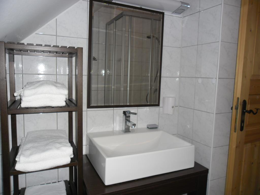 Familienappartement Oetscherbaer Lackenhof Ruang foto